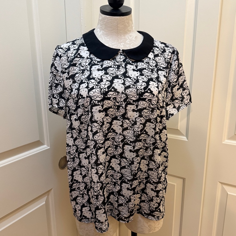 Hello Kitty Blouse | Forever 21